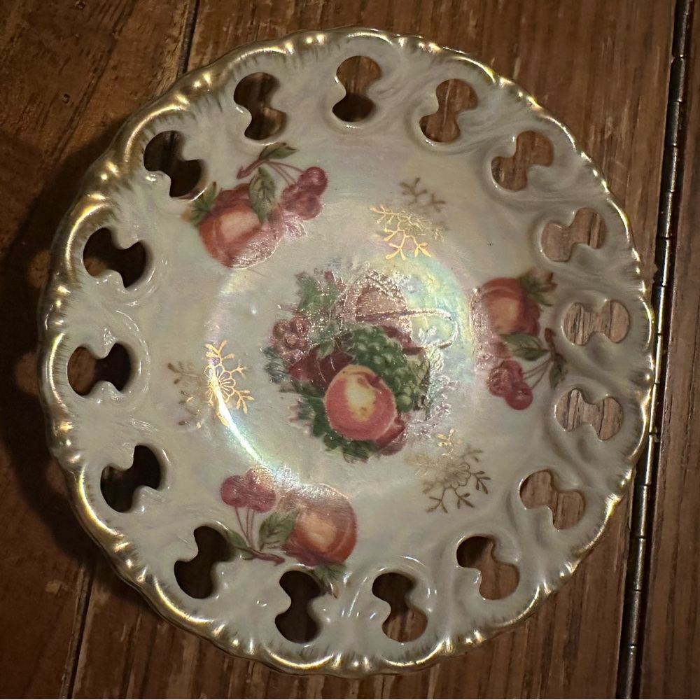 Small Plate with fruit basket cherries  apples